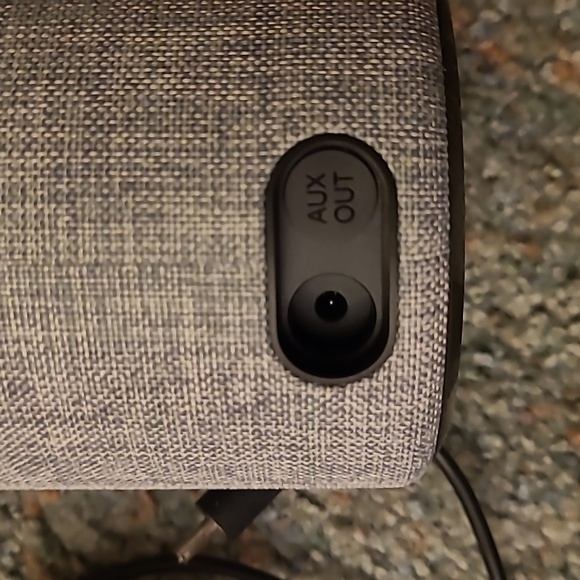 Amazon Echo Gen 2 - Picture 3 of 4